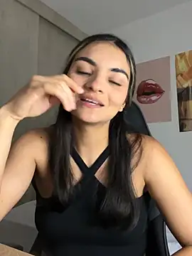 Cat2525 online show from 03-25-26, 01:06