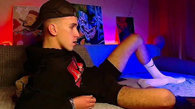 Midnighter  online show from 01-30-25, 02:36