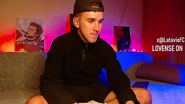 Midnighter  online show from 02-08-25, 04:03