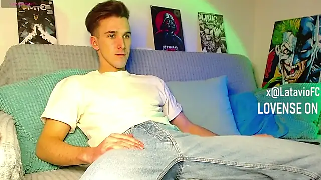 Snapshot of Midnighter_ chatting on 02-28-26, 10:31 Midnighter online show from 02-28-26, 10:31