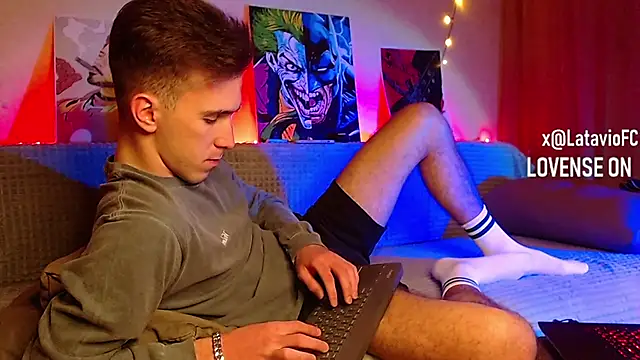 Midnighter  online show from 03-06-25, 10:15