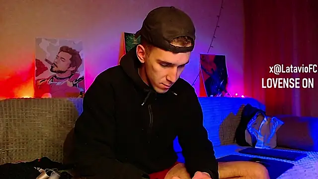 Midnighter  online show from 02-09-25, 10:21