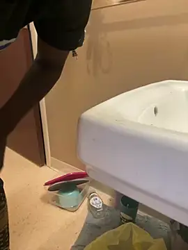 Snapshot of BBC_LONGPIPE22 chatting on 10-12-25, 04:30 BBC LONGPIPE22 online show from 10-12-25, 04:30