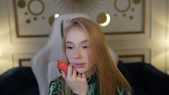 Amelia Blaze online show from 10-24-25, 11:09