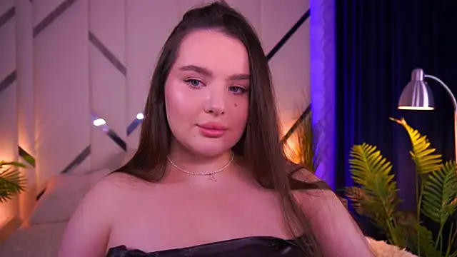 CuteAmberr online show from 10-19-25, 11:40