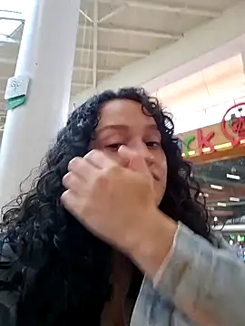 Snapshot of megan_doll2 chatting on 02-25-26, 10:09 megan doll2 online show from 02-25-26, 10:09