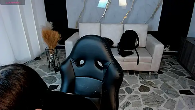 charlottewhitte online show from 03-21-26, 11:25