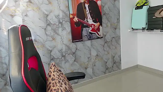 Snapshot of samantha_tattu chatting on 09-30-25, 09:54 samantha tattu online show from 09-30-25, 09:54