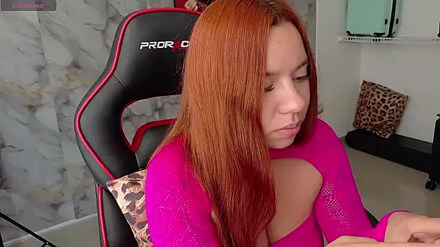 Snapshot of samantha_tattu chatting on 09-19-25, 07:40 samantha tattu online show from 09-19-25, 07:40