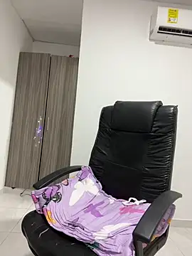 Violetacam 05 online show from 09-18-25, 05:21