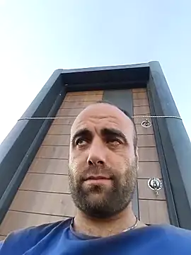 mustican422 online show from 09-17-25, 03:14