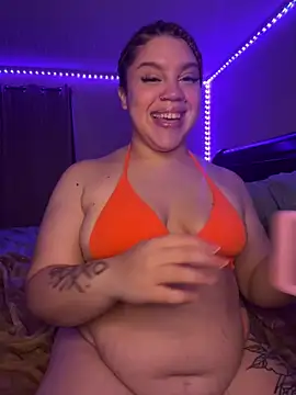 QueenNuttCollector online show from 12-29-24, 02:17