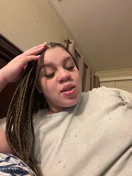 QueenNuttCollector online show from 01-30-25, 01:33