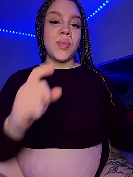 QueenNuttCollector online show from 12-03-24, 01:47