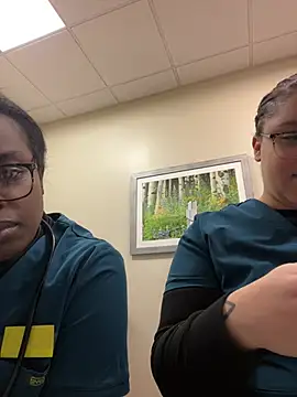 QueenNuttCollector online show from 01-14-25, 10:55