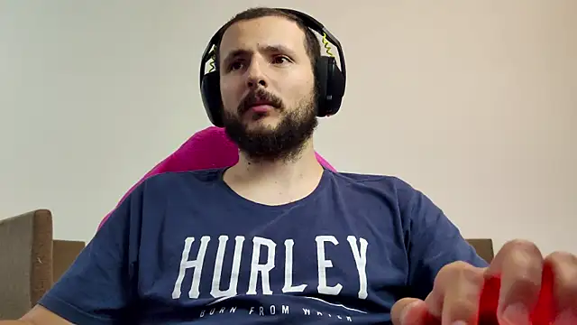 iurytx online show from 10-31-25, 09:43