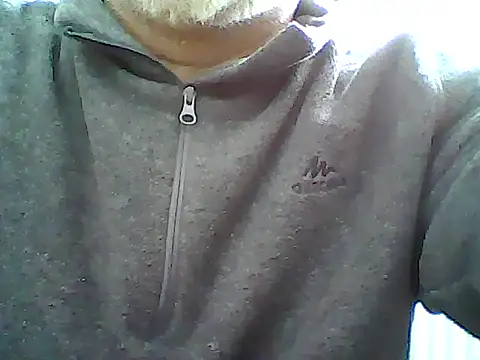 Snapshot of xcimeru chatting on 02-22-25, 08:40 xcimeru online show from 02-22-25, 08:40