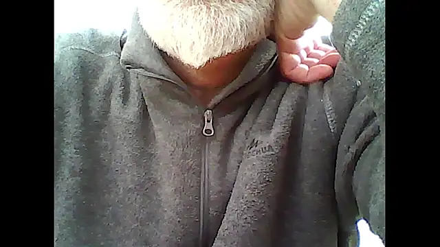 Snapshot of xcimeru chatting on 11-11-25, 03:07 xcimeru online show from 11-11-25, 03:07