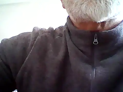 Snapshot of xcimeru chatting on 03-15-25, 07:53 xcimeru online show from 03-15-25, 07:53