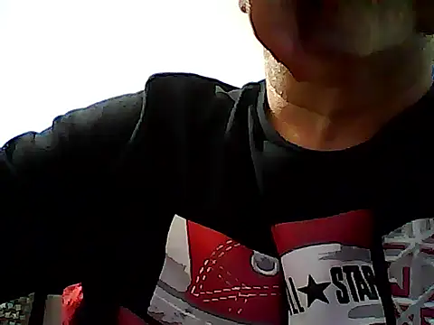 Snapshot of xcimeru chatting on 03-08-25, 07:42 xcimeru online show from 03-08-25, 07:42