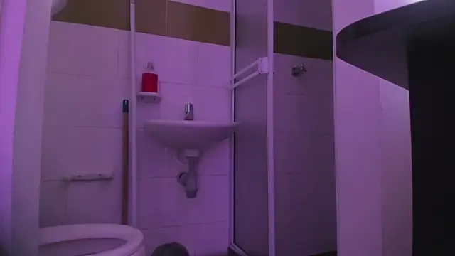 izaro22 online show from 11-27-25, 02:45