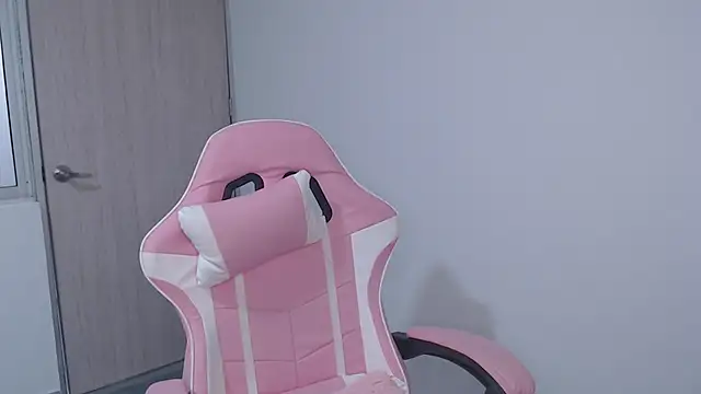 angel girl0610 online show from 01-16-26, 09:41