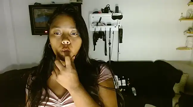 Chiara petterson online show from 03-03-25, 03:05