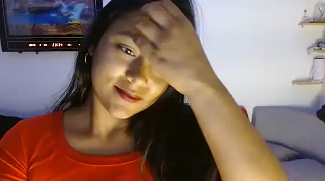 Chiara petterson online show from 02-27-25, 04:35