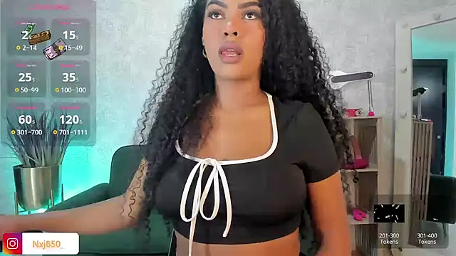 HOTBLACKANDWHITE2 online show from 10-30-25, 02:10