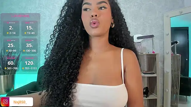 HOTBLACKANDWHITE2 online show from 11-03-25, 03:01