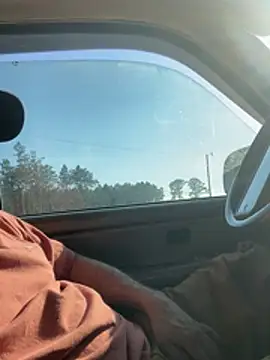 Snapshot of Themechanic420 chatting on 02-13-26, 09:26 Themechanic420 online show from 02-13-26, 09:26