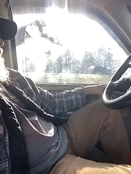 Snapshot of Themechanic420 chatting on 03-25-26, 02:05 Themechanic420 online show from 03-25-26, 02:05