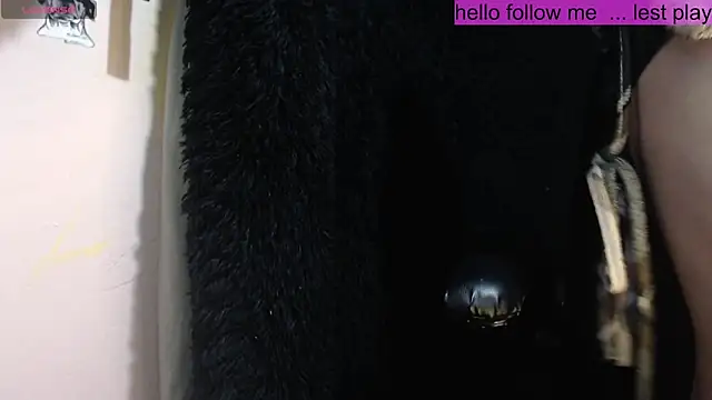 Snapshot of toxxxic_cams chatting on 03-09-25, 07:34 toxxxic cams online show from 03-09-25, 07:34