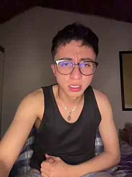 CamiRojas boy online show from 05-13-26, 03:35