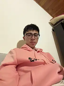 CamiRojas boy online show from 12-18-25, 04:28