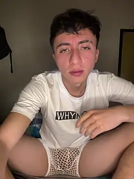 CamiRojas boy online show from 07-17-26, 03:37