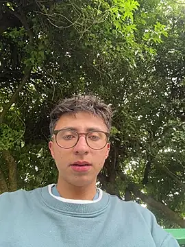 CamiRojas boy online show from 05-21-26, 06:05