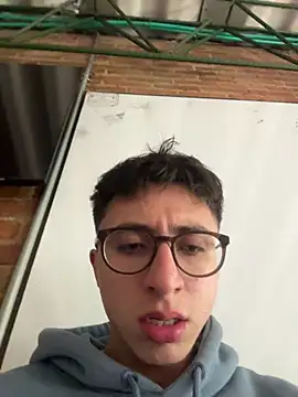 CamiRojas boy online show from 05-07-26, 06:44