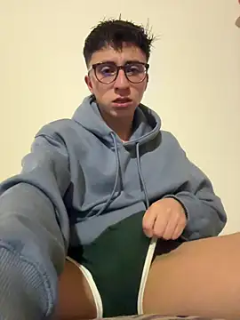 CamiRojas boy online show from 02-22-26, 03:53