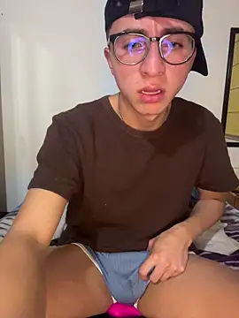 CamiRojas boy online show from 06-16-26, 04:01