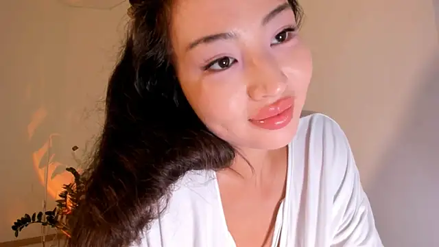 kawaii mia online show from 10-01-25, 04:44