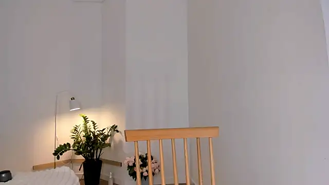 kawaii mia online show from 10-16-25, 03:48