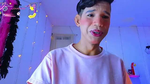 Ariel Femboy  online show from 02-10-26, 04:33