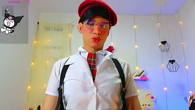 Snapshot of Ariel_Femboy_ chatting on 03-08-25, 04:01 Ariel Femboy online show from 03-08-25, 04:01