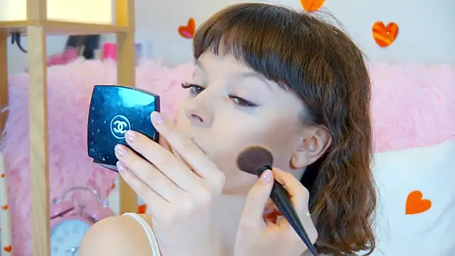 Snapshot of ElisabethDavis chatting on 02-14-26, 03:12 ElisabethDavis online show from 02-14-26, 03:12