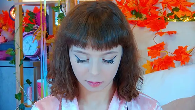 ElisabethDavis online show from 11-15-25, 03:49