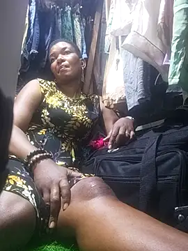 Hailey BaileyXYZ online show from 10-20-25, 10:49