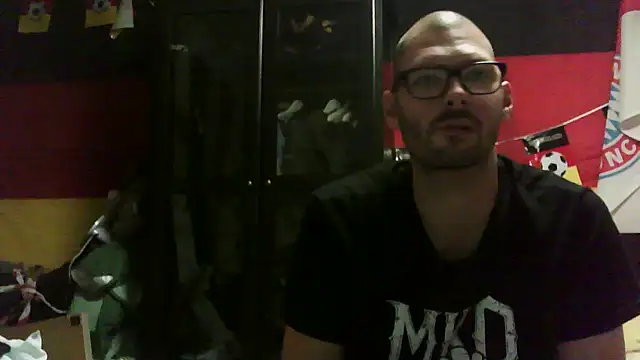 Die-geile-Sau online show from 09-14-25, 07:03