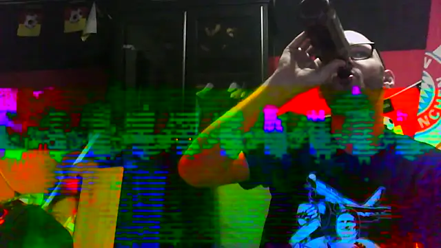 Die-geile-Sau online show from 10-06-25, 07:03