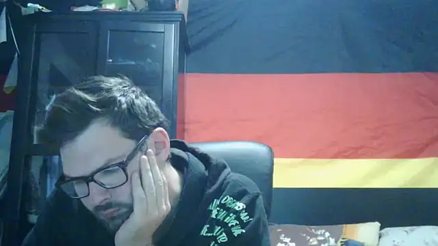Snapshot of Die-geile-Sau chatting on 06-16-26, 07:25 Die-geile-Sau online show from 06-16-26, 07:25